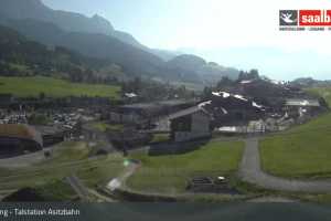 Kamera Saalfelden Leogang  Talstation Asitzbahn (LIVE Stream)