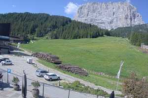 Kamera Val Gardena / Gröden  Piz Sella i Sassolungo  widok z hotelu Plan de Gralba