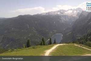 Kamera Dachstein West  Dachstein West: Zwieselalm Bergstation (LIVE Stream)