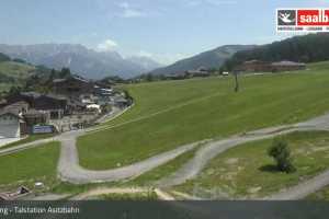 Kamera Saalfelden Leogang  Talstation Asitzbahn (LIVE Stream)