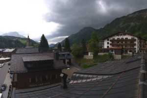 Lech am Arlberg - Sporthaus Strolz