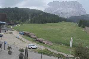 Kamera Val Gardena / Gröden  Piz Sella i Sassolungo  widok z hotelu Plan de Gralba