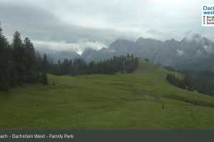 Kamera Russbach am Pass Gschuett  Dachstein West - Snowpark (LIVE Stream)