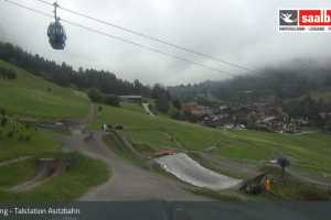 Kamera Saalfelden Leogang  Talstation Asitzbahn (LIVE Stream)