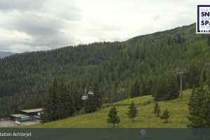 Kamera Flachau  Bergstation Achter Jet (LIVE Stream)