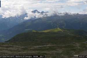 Kamera Val Rendena Madonna di Campiglio Zona Grost