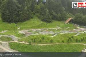 Kamera Saalfelden Leogang  Talstation Asitzbahn (LIVE Stream)
