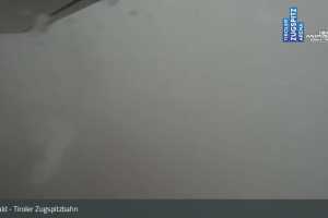 Kamera Ehrwald Ehrwalder Almbahn - Tiroler Zugspitz Are Tir. Zugspitzbahn Bgst. (LIVE Stream)