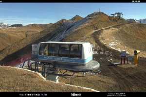 Kamera Val di Fassa Pozza di Fassa-Aloch-Buffaure Pala del Geiger (sullo sfondo il Pordoi)