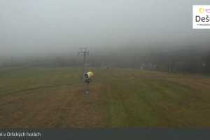 Kamera Deštné v O.h.  DeĹĄtnĂŠ v OrlickĂ˝ch horĂĄch (LIVE Stream)