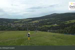 Kamera Deštné v O.h.  DeĹĄtnĂŠ v OrlickĂ˝ch horĂĄch (LIVE Stream)