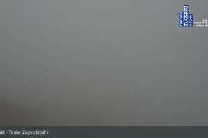 Kamera Ehrwald Ehrwalder Almbahn - Tiroler Zugspitz Are Tir. Zugspitzbahn Bgst. (LIVE Stream)