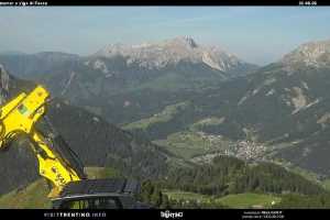 Kamera Val di Fassa Pozza di Fassa-Aloch-Buffaure Gruppo del Latemar - panorama