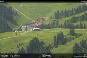 Kamera Val di Fiemme  Schronisko passo Feudo