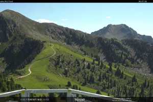 Kamera Val di Fiemme Alpe Cermis Un rifugio