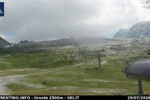 Kamera Val Rendena Madonna di Campiglio Rifugio Stoppani
