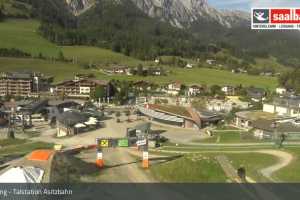Kamera Saalfelden Leogang  Talstation Asitzbahn (LIVE Stream)