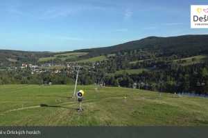 Kamera Deštné v O.h.  DeĹĄtnĂŠ v OrlickĂ˝ch horĂĄch (LIVE Stream)
