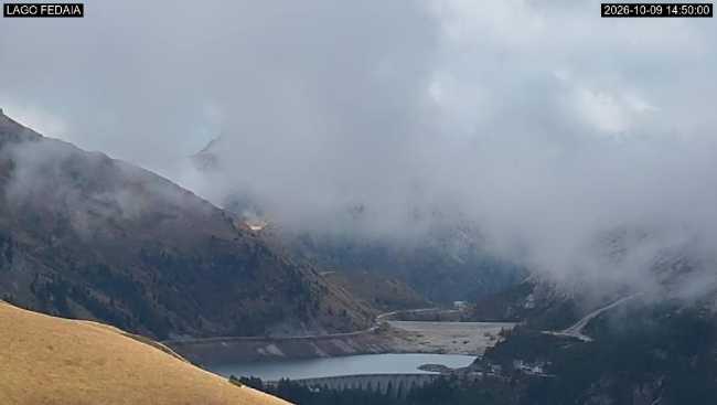 Lago e Passo Fedaia