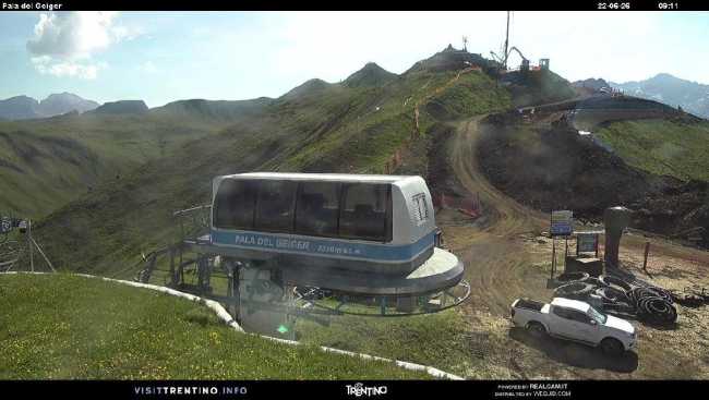 Pala del Geiger (sullo sfondo il Pordoi)
