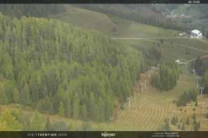 Kamera Val di Fiemme Bellamonte-Alpe Lusia Pista Piovac