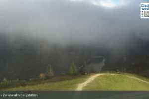 Kamera Gosau  Dachstein West: Zwieselalm Bergstation (LIVE Stream)