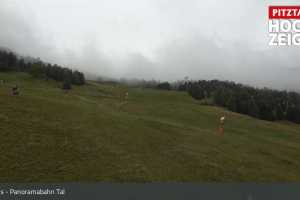 Zirbenbahn Bergstation (LIVE Stream)