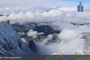 Kamera Ehrwald Ehrwalder Almbahn - Tiroler Zugspitz Are Tir. Zugspitzbahn Bgst. (LIVE Stream)