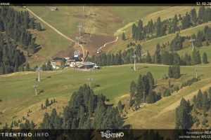 Kamera Val di Fiemme  Schronisko passo Feudo
