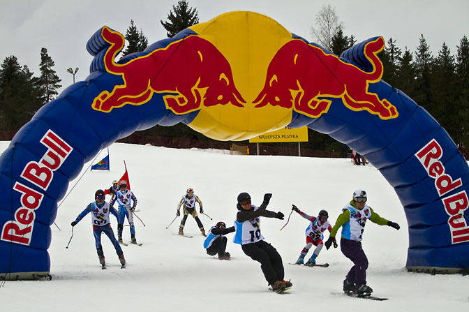 Szczyrk szykuje się na najszybszych narciarzy i snowboardzistów Szczyrk szykuje się na najszybszych narciarzy i snowboardzistów