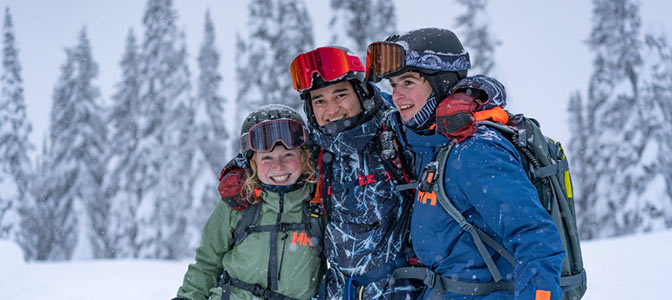 Nowe modele kurtek narciarskich free ride w zimowej kolekcji Helly Hansen