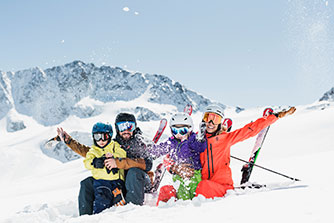 Zima dla całej rodziny w dolinie Stubai fot. Andre Schoenherr Zima dla całej rodziny w dolinie Stubai fot. Andre Schoenherr