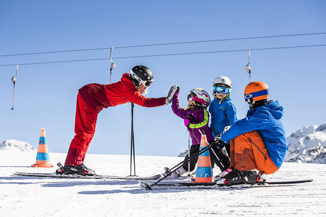 Dolina Stubai - tam gdzie mieszkają maskotki B.BIG, MINI B. i BIG Ron