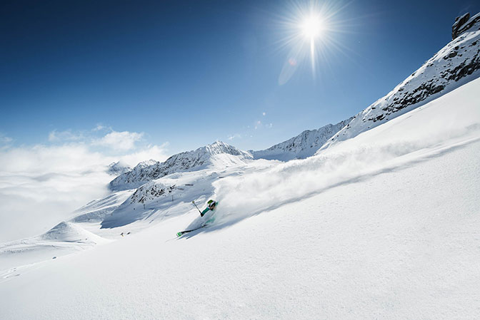 5 tyrolskich lodowców i 5 wskazówek, jak spędzić dzień na nartach w pełnym słońcu