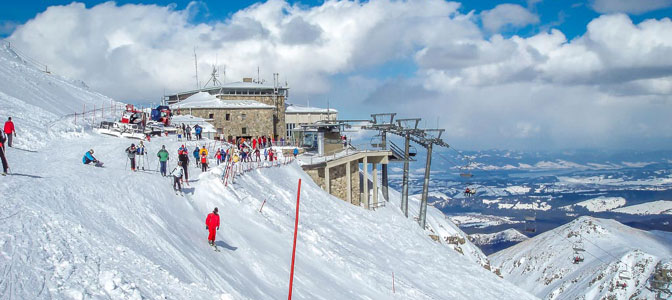 Na Kasprowym Wierchu można już jeździć na nartach