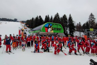 Krynica-Zdrój, 10.12.2022 r. Mikołaje na stoku Słotwiny Arena!