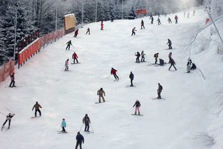 Soszów - tłum narciarzy fot. skionline.pl