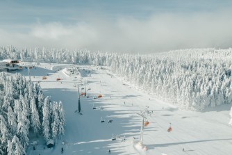 Na narty z początkiem kwietnia? Dzięki mikroklimatowi jest to możliwe