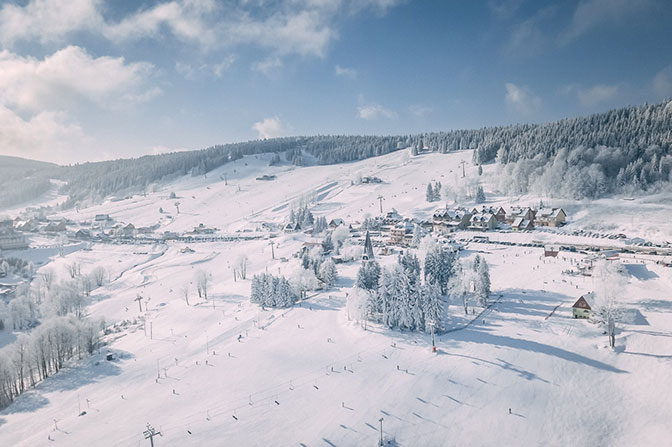 Zieleniec Ski Arena: najdłuższy sezon w Polsce Zieleniec Ski Arena: najdłuższy sezon w Polsce