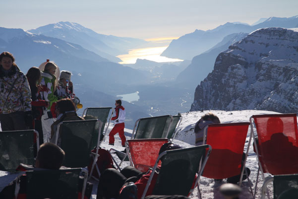 Paganella / Andalo widok na jezioro Garda fot. skionline.pl