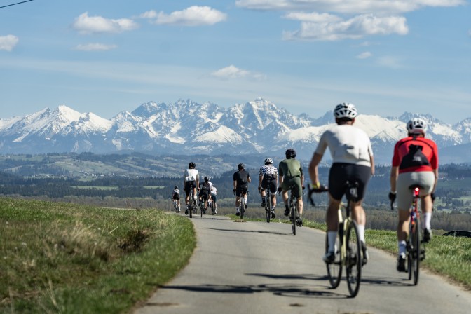 Maja Włoszczowska, Zdeněk Štybar i Marek Hamšík na starcie L’Étape Poland by Tour de France 2026 w Zakopanem