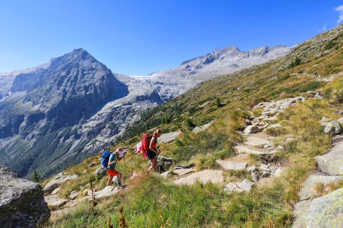 Val di Genova Gruppo Adamello Rifugio Mandron - P. Geminiani